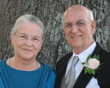 Picture of Beth and Dennis Johnson